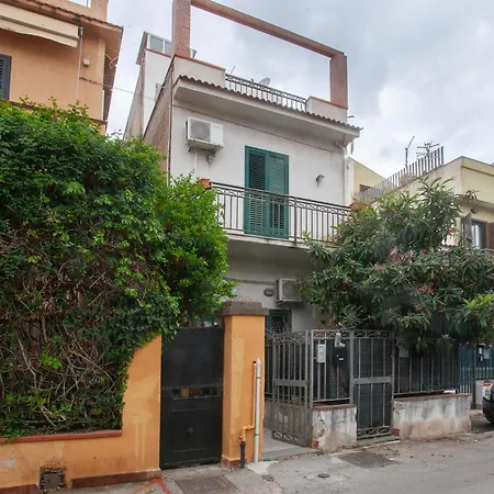 Mondello Twentytwo House *